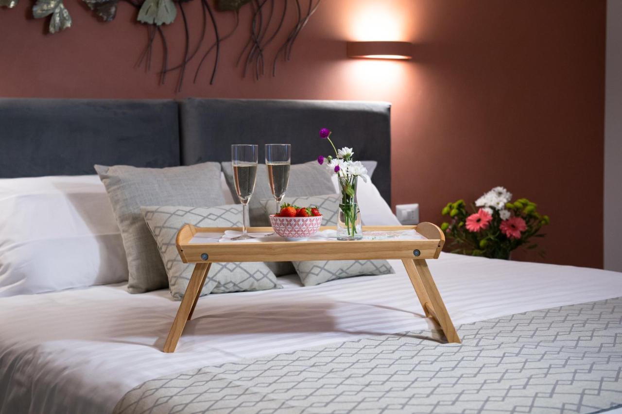 Clover - 13 Piazza Pio XI Рим Экстерьер фото